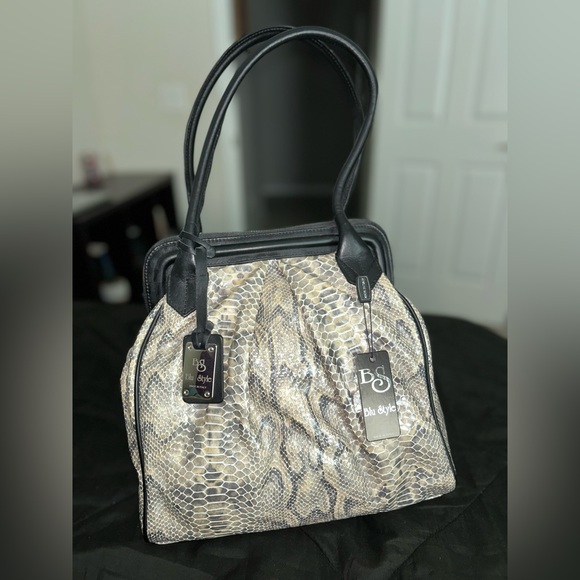 Blu Stlye Snake Skin Handbag - Picture 1 of 1